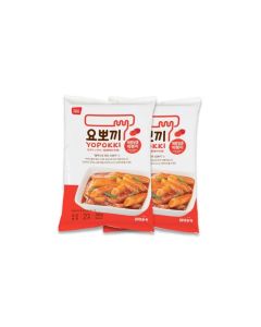 Yopokki Instant Tteokbokki Pack Sweet Mild Spicy Pack of 2 Korean Street food with sweet and moderately spicy sauce Topokki Rice Cake Quick Easy to Prepare